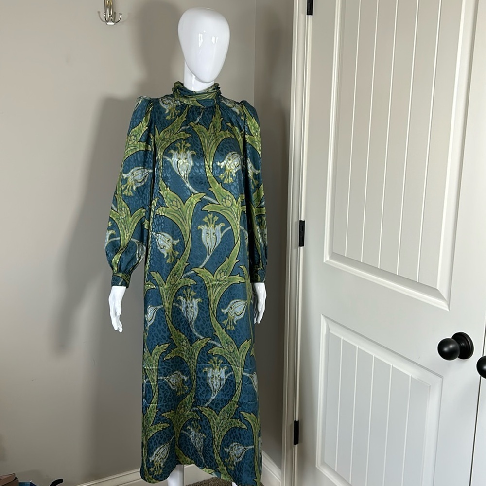 TUCKERNUCK Deco Floral Satin Faven Dress Green Deco Floral Midi Satin Sz S NEW - Picture 4 of 13